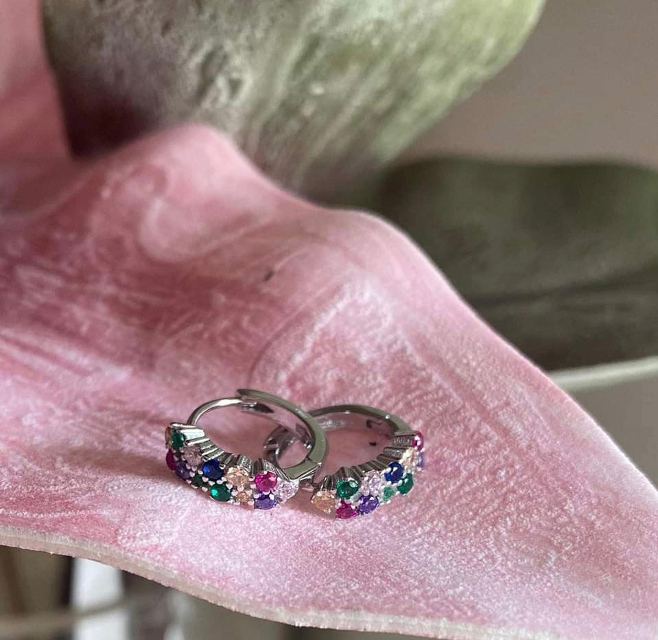 Quattro gioielli colori