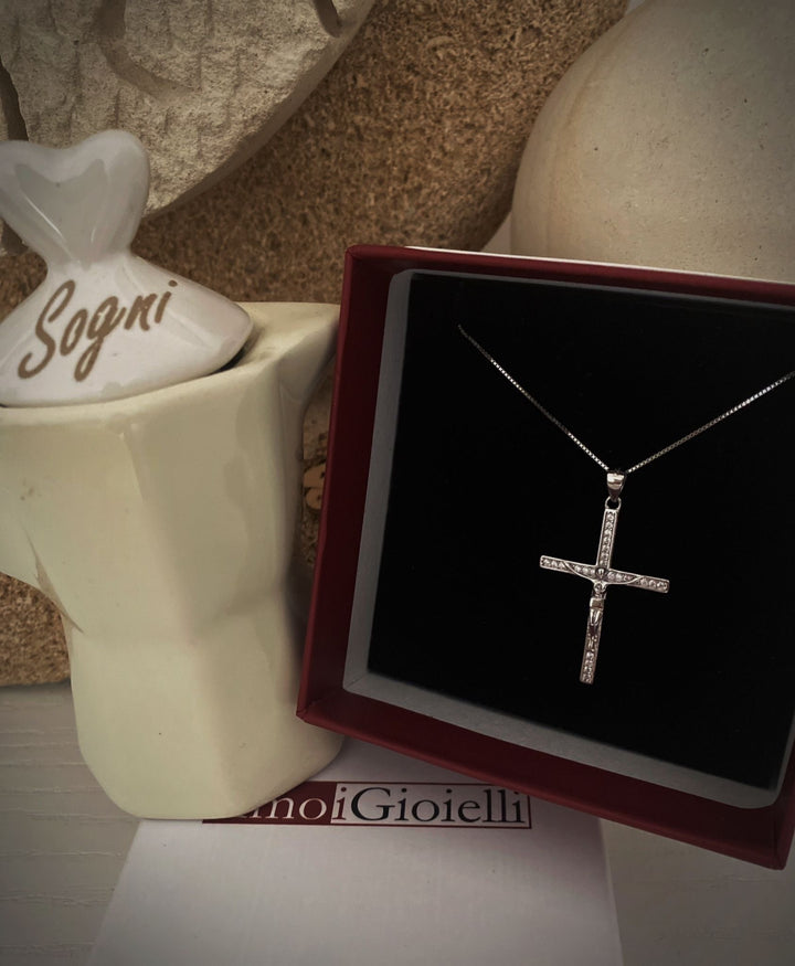 Collana con croce