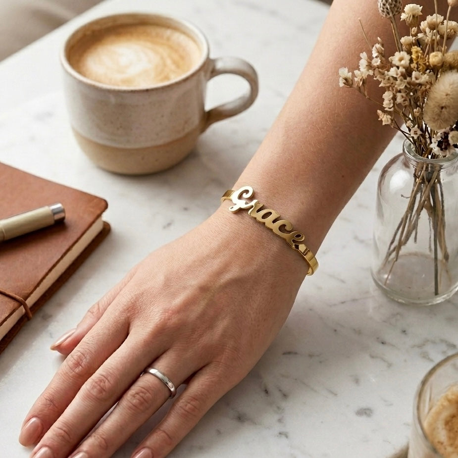 Bracciale rigido con nome