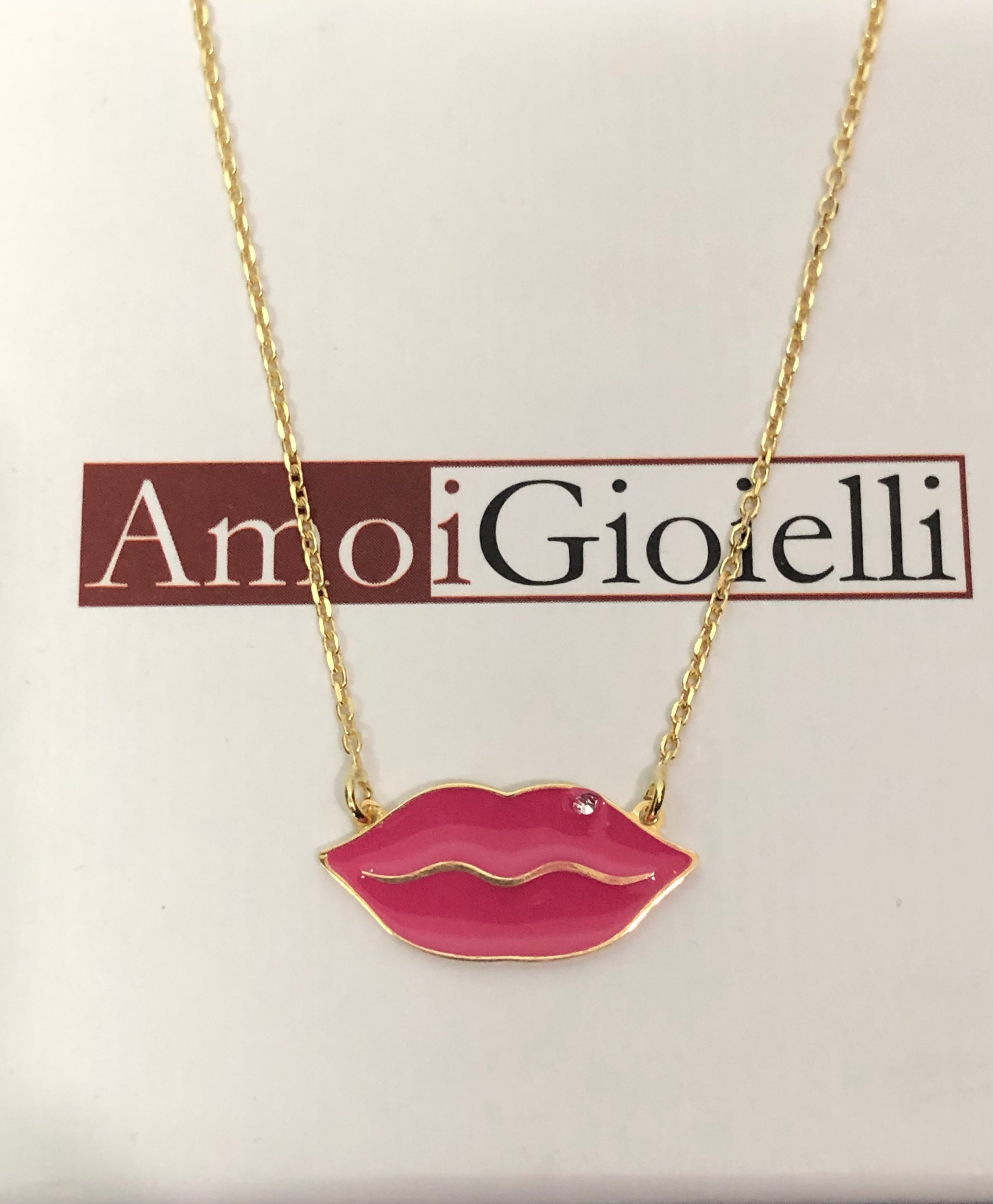 Collana Labbra con smalto rosa e pietra bianca