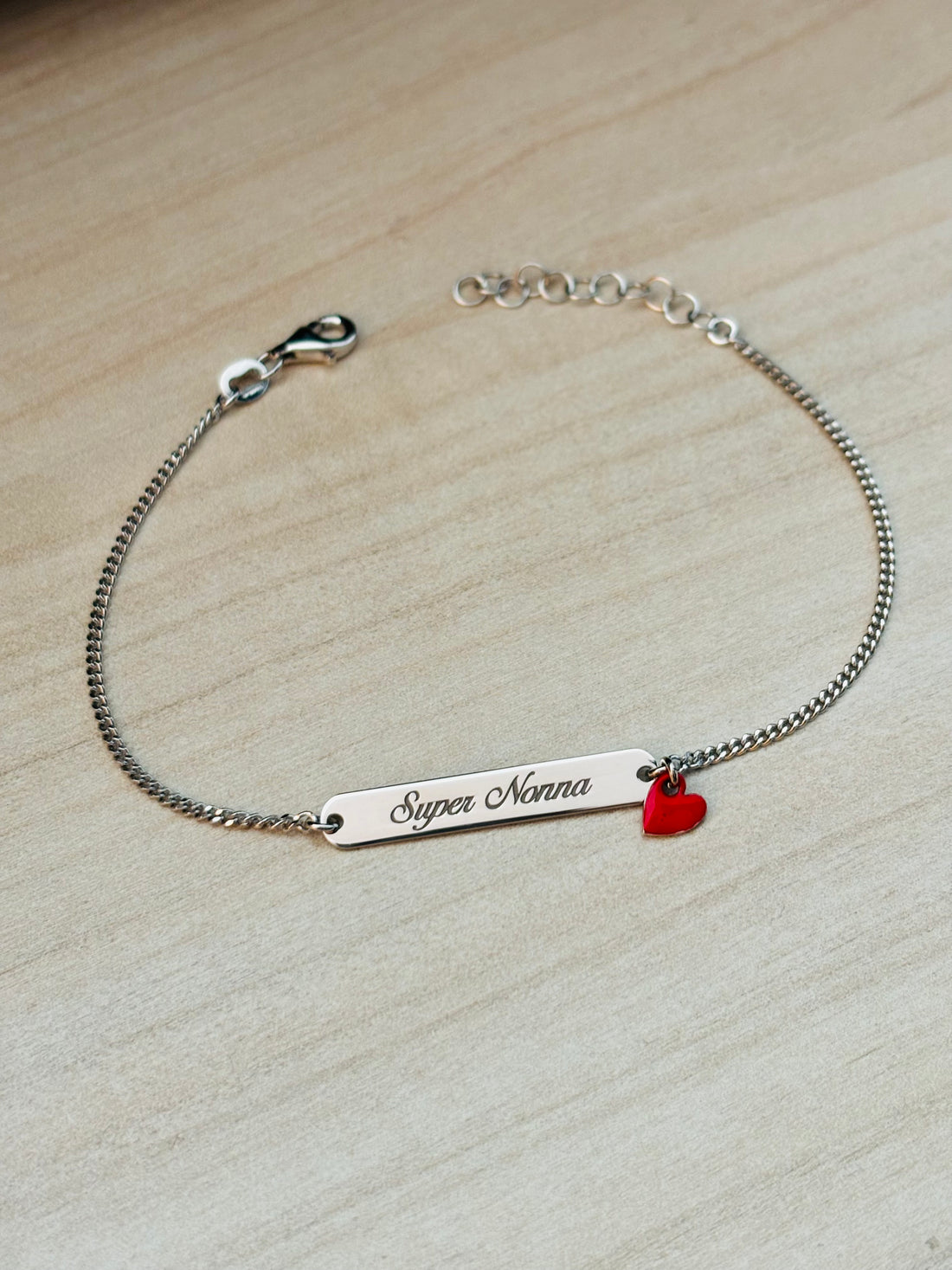 Bracciale super nonna mamma con cuore rosso (copia)