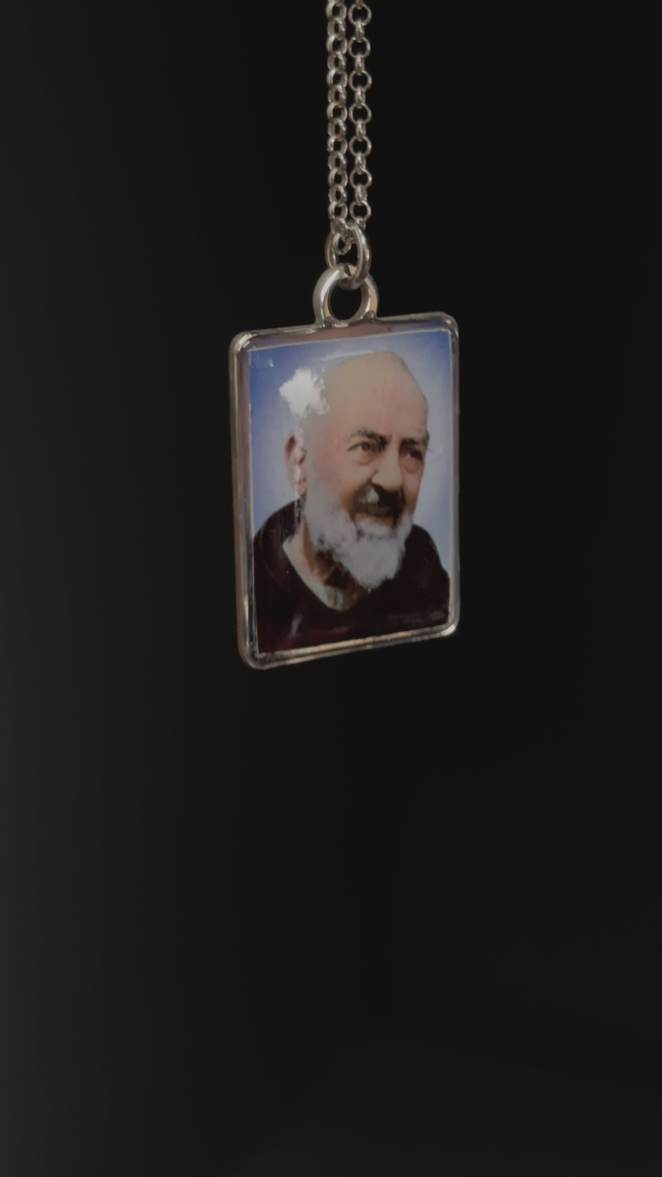 Collana  foto fonte/retro personalizzata forma rettangolare