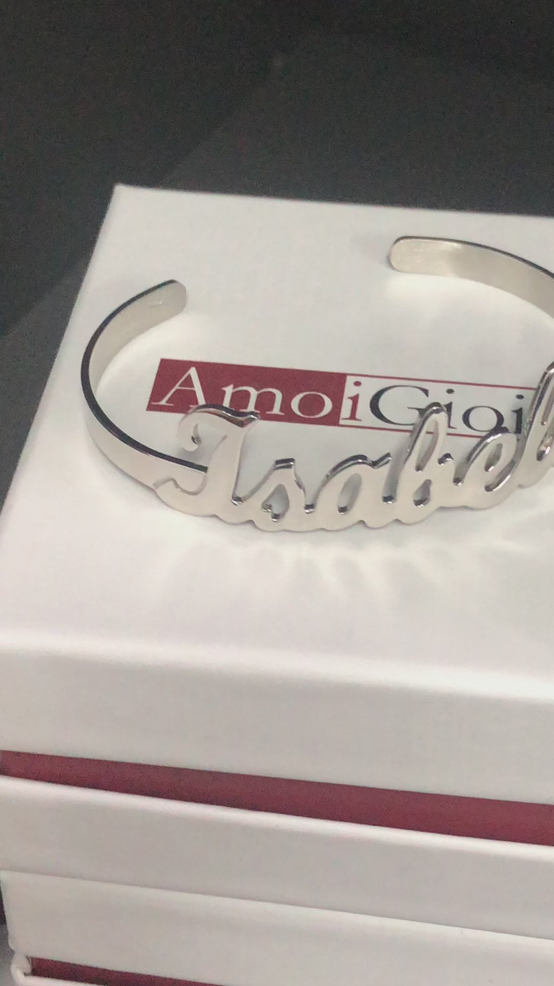 Bracciale rigido con nome