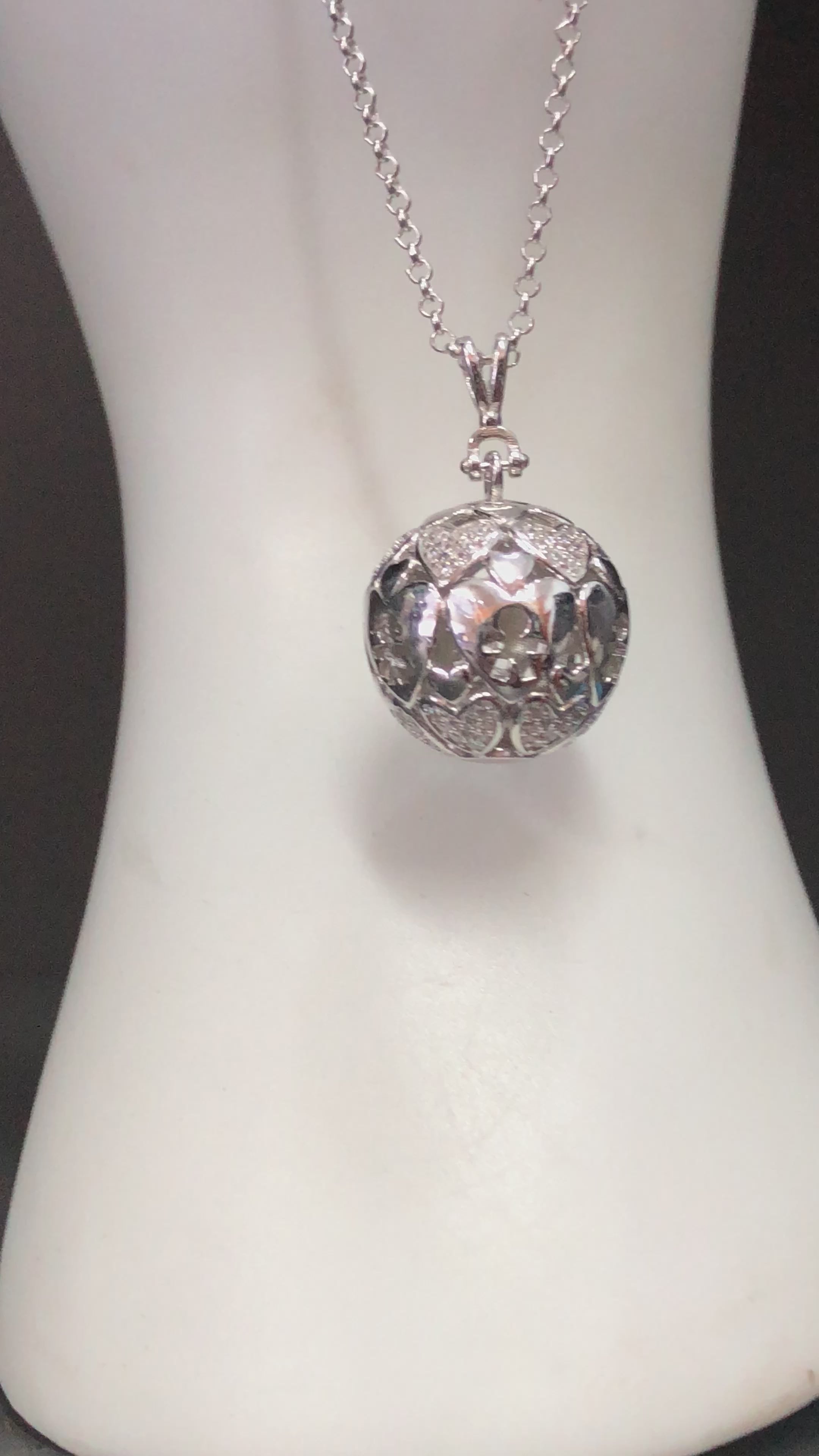 Chiama angeli con dolci figure bimbo e bimba