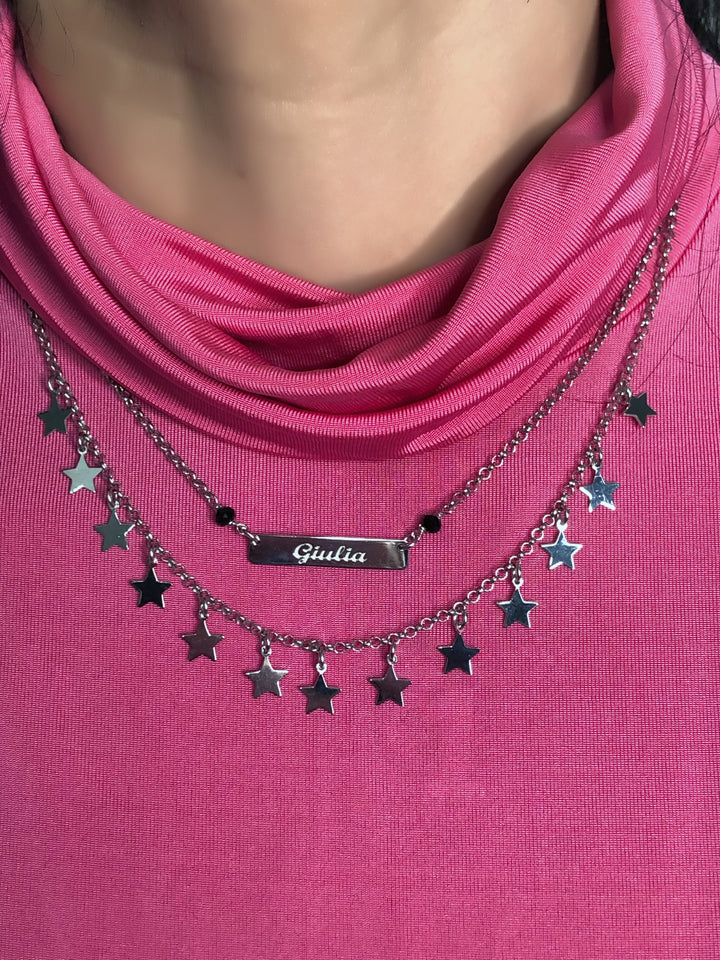 Collana con incisione e stelle